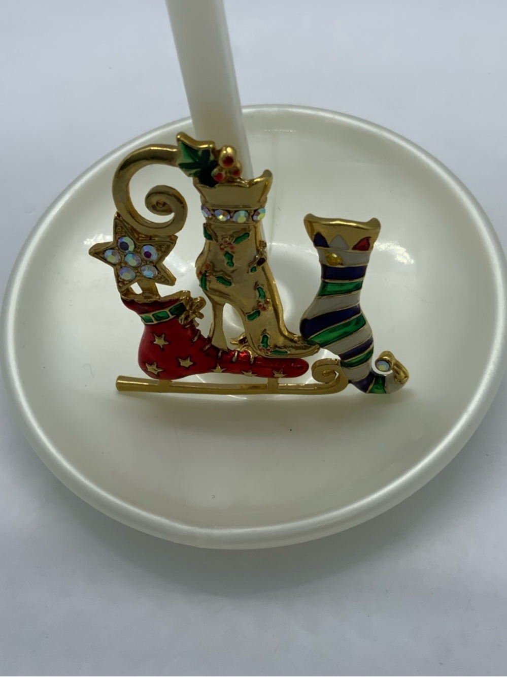 Gold Tone Festive Cat Brooch with Red and Green Enamel